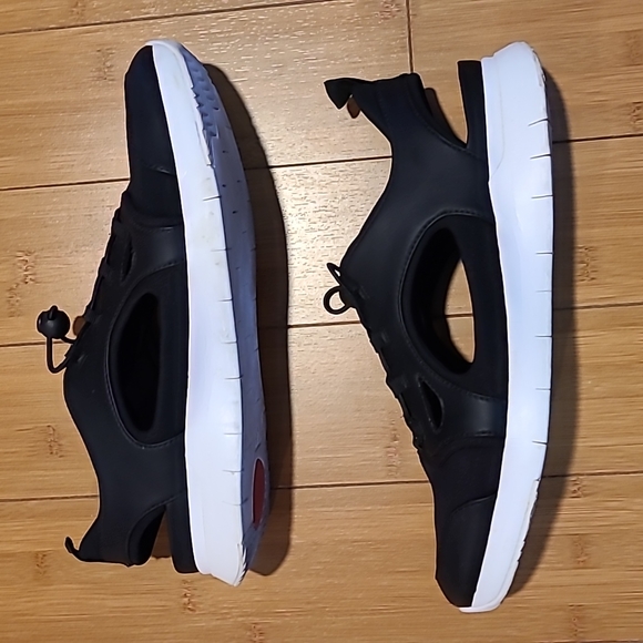 Fitflop Waterproof Shoe - Picture 7 of 7